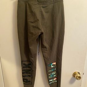 Victoria’s Secret, Forest Green PINK HIBISCUS